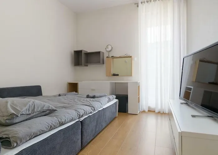 Dabrowskiego Apartment